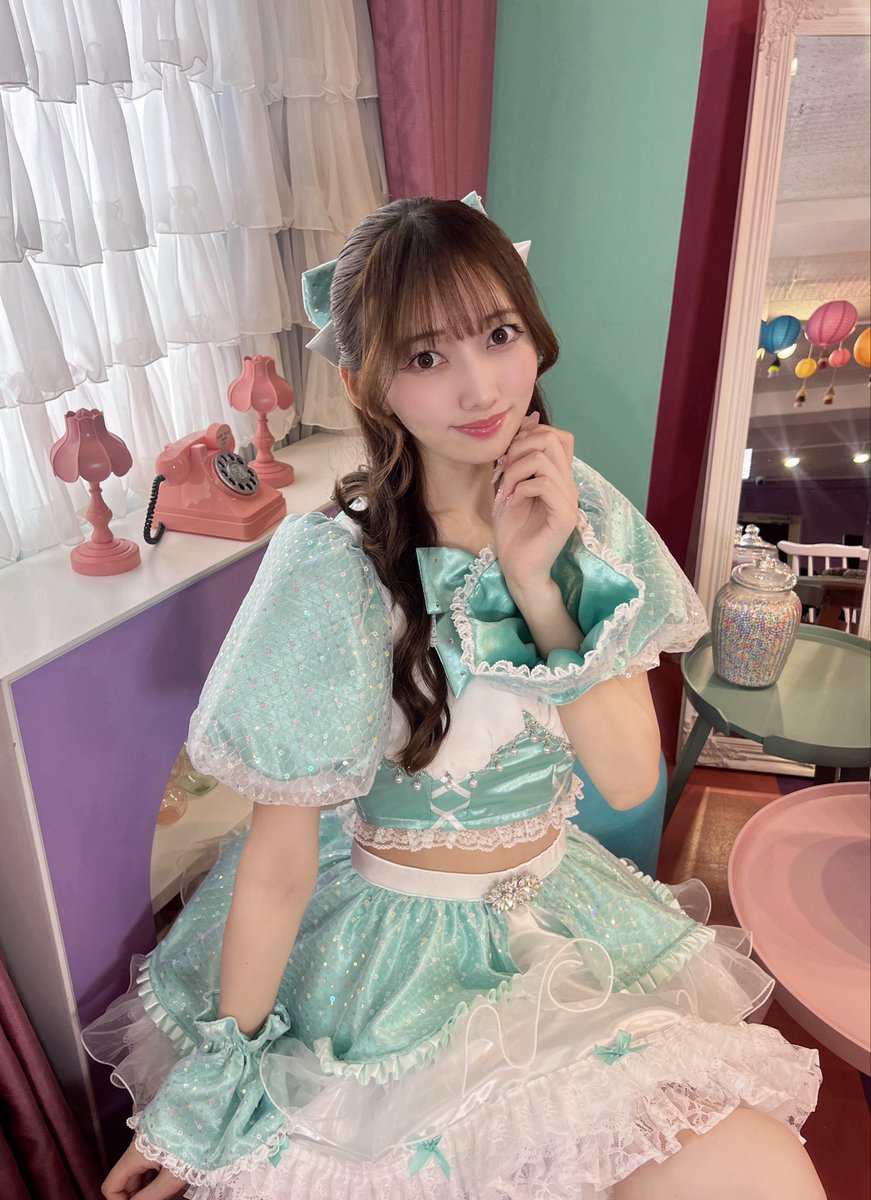 0909murasaki's tweet image. #Starlet のアー写公開で
💜伊芸彩ちゃん @ayaya_Starlet
❤日比谷聖羅ちゃん @Seira_Starlet
が公開されましたね
優しい色合いだから葉月のミントグリーンも映えそうで嬉しい💚
💚咲間葉月 @hazuki_Starlet