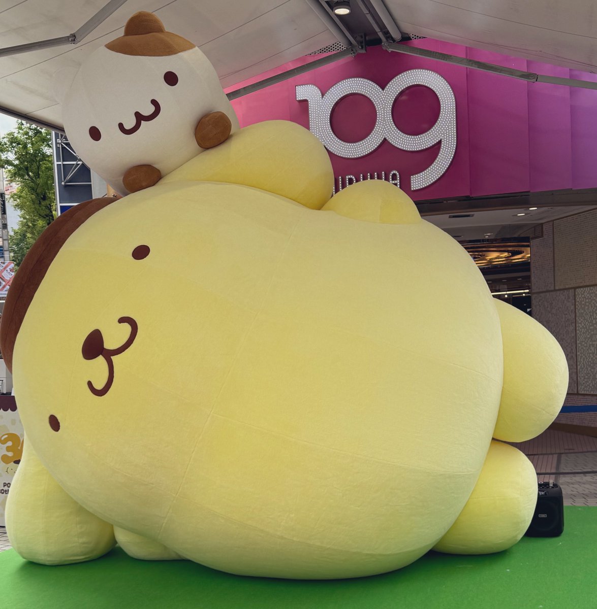 うちこ tweet media