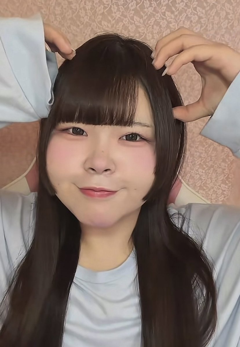 ののの tweet media