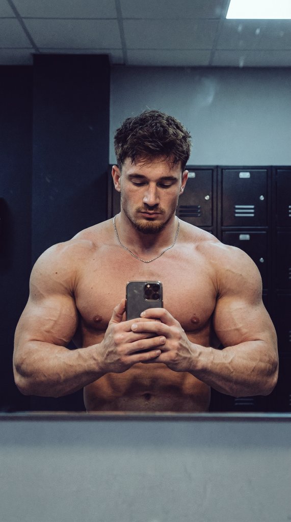 Alexoverflex's tweet photo. Another session, new spot... https://t.co/Y4vyFV5DZd