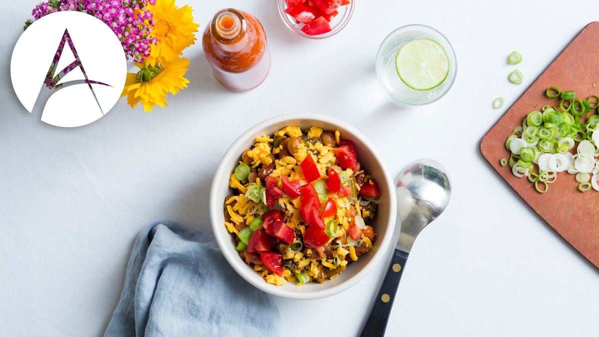 EmpoweredAngela's tweet image. Eat for energy—not just convenience. 🥗 What you eat impacts how you think and feel. Choose foods that support your day. What’s on your plate today?

#NutritionMatters #BalancedEating #HealthyLiving #Wellness