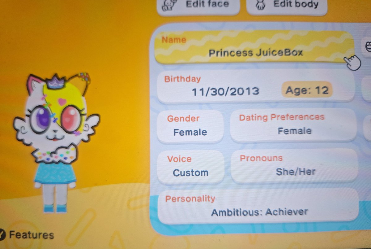 Holy crap FINALLY finished my first Mii on Tomodachi Life! Who