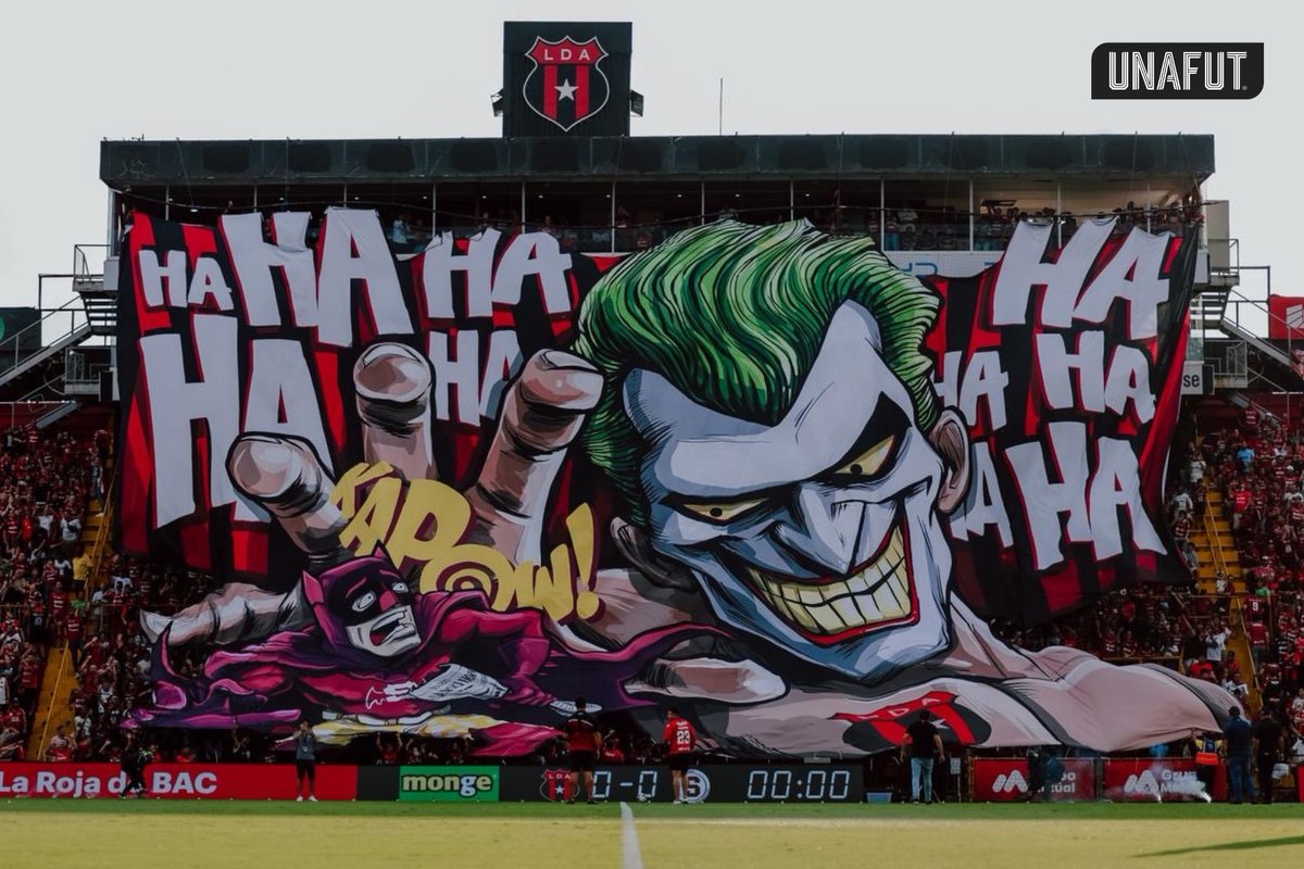 El tifo que sacó Alajuelense en el Clásico ante Saprissa 🔥

El Guasón se hizo presente en el Morera 🃏

📸: MomentaMotion