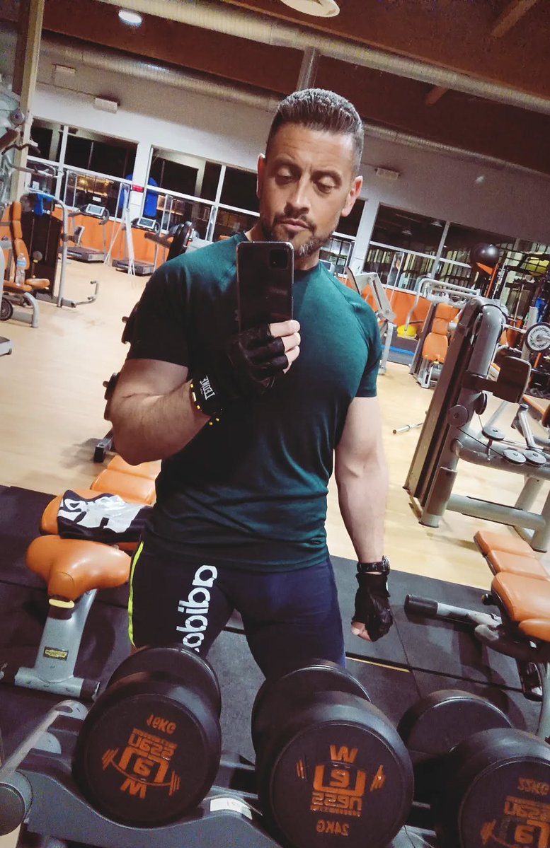 AcciarinoSimone's tweet image. Tiemp béll e'ná vot 
#gymtime #workout