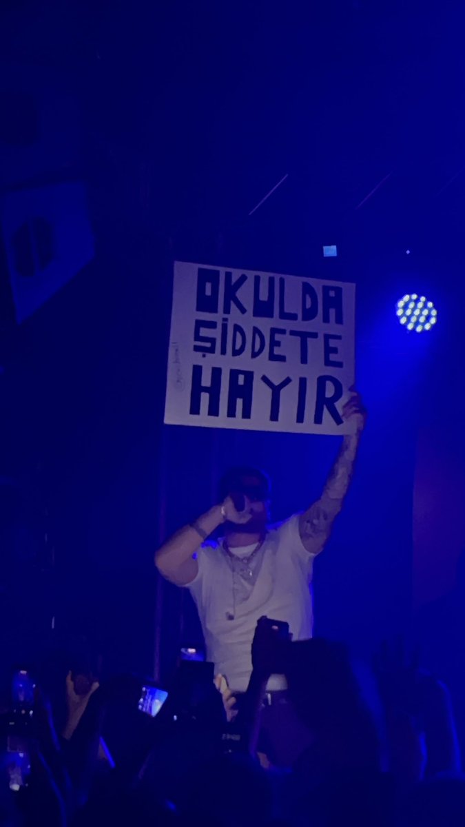 bokfaz's tweet photo. iyi ki varsın abi @orchinalize https://t.co/qYyXFCZict