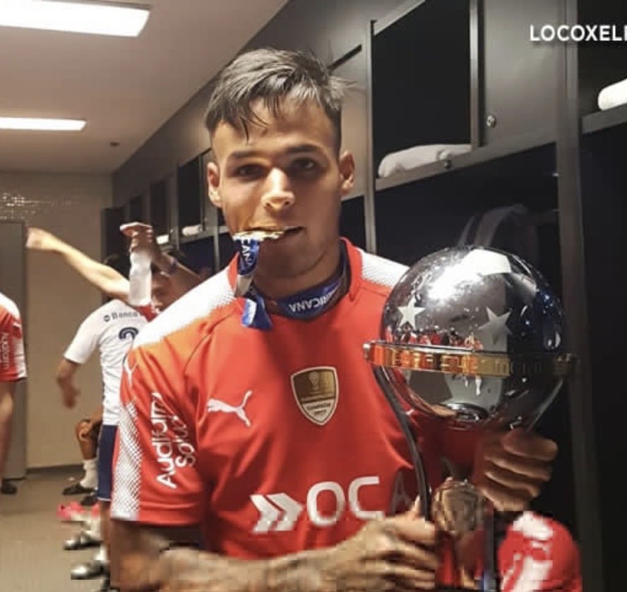 BREITEMBRUCH TIENE DE HIJO A RASIN 🍼
Con el de hoy : 7 partidos.
3 VICTORIAS.
3 EMPATES.
1 DERROTA.
(Todos tras la muerte de Julio Grondona).

Además Néstor ganó 2 copas sudamericanas.
1 con Independiente y 1 con Defensa YJ.
Mientras que los nietos de Avellaneda tienen 1. 👨🏻‍🍼🍼