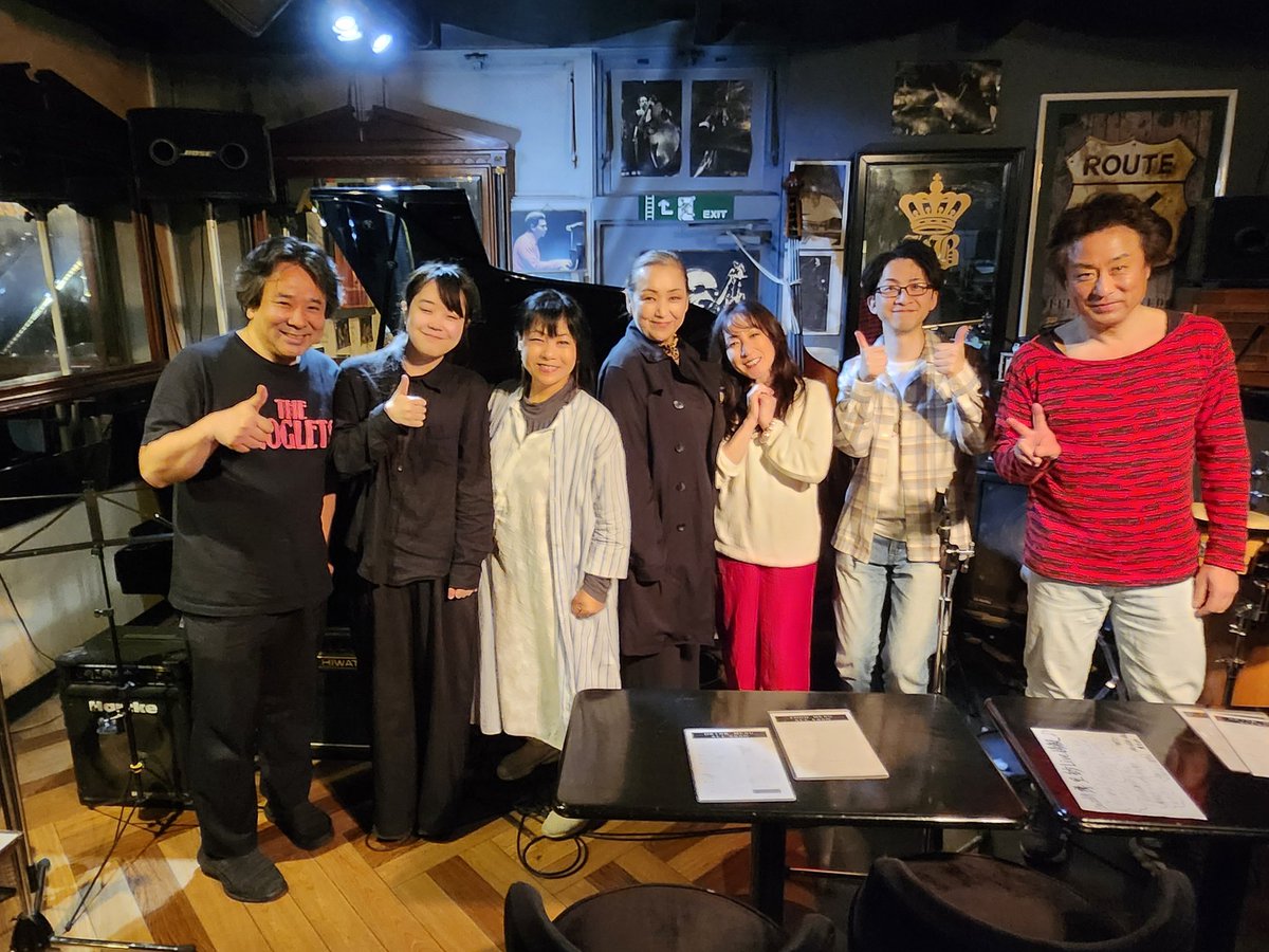 おはよう👋😆✨☀️

もう一度たけ、一昨日の紡希創企画のLIVE「#春ULaLIVE」を振り返ります。
エンディングでは全員でサザンオールスターズさんの「#勝手にシンドバット」で盛り上がりました。
９月６日と9月19日にも、このシリーズのLIVEを開催します。

その前に私は舞台で芝居を頑張ります❗🔥💪