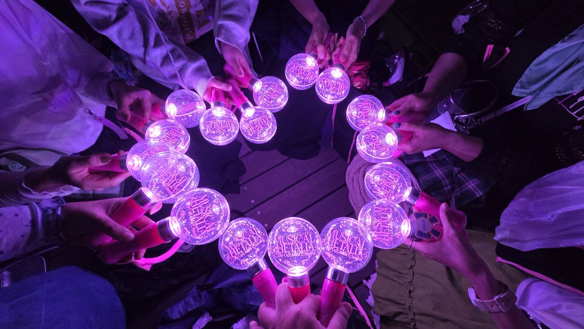 痕、軒(シュェン) tweet media