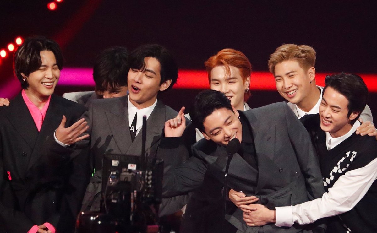 Gaby⁷ is seeing BTS! ⊙⊝⊜ tweet media