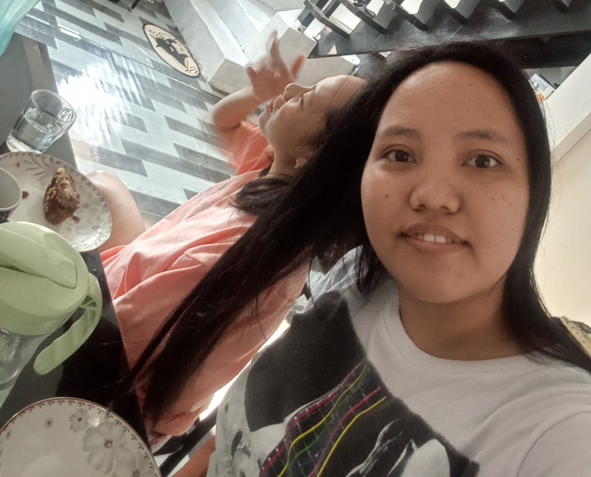 JulmaSabas's tweet image. Ate is always here in ,family bonding with my nanay.🍷🥂
#cheers
#Family is love