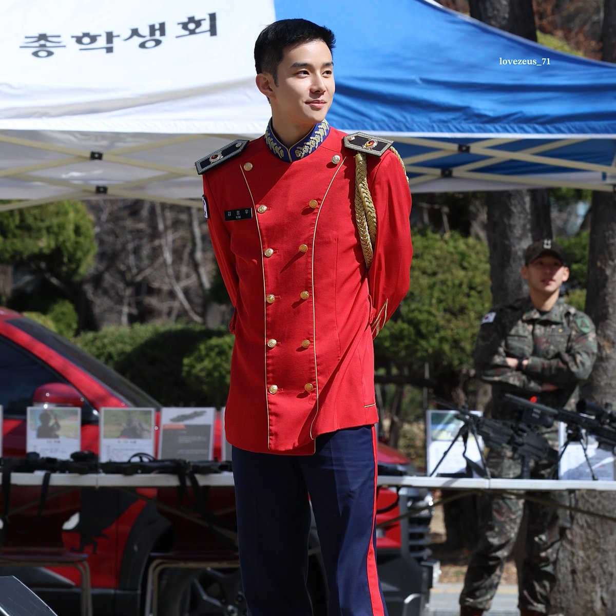 JUNGWOO. tweet media