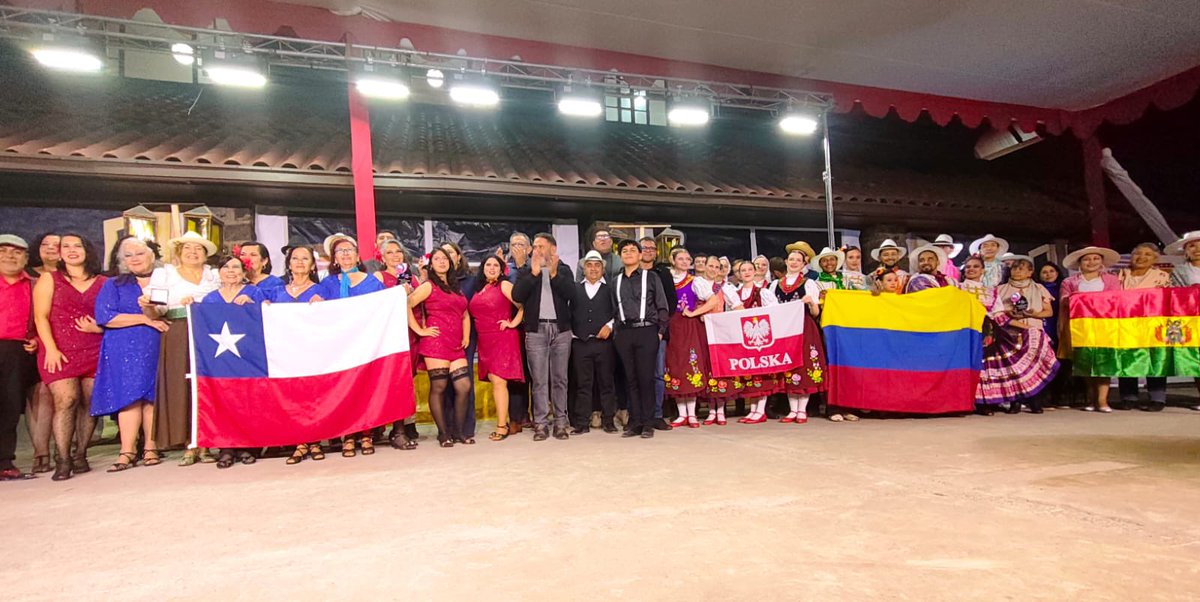 Embajada del Ecuador en Chile tweet media