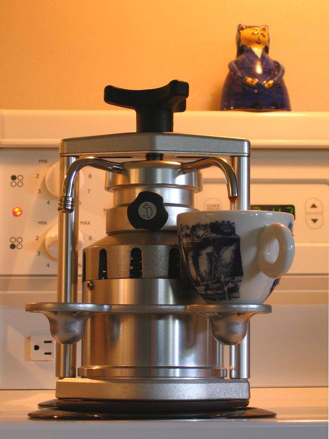 ohac7j25396's tweet image. ★『本格派の9気圧・・・Bacchi Espressoは一人用でも二人用でも格別なエスプレッソ・・・』
■macchinetta.base.shop （「エスプレッソタイム」）
【正規輸入品】＜欧米専門ショップとの競合価格にて販売中＞
#エスプレッソ #マキネッタ #coffee #カフェ巡り #ラテ #クレマ #コーヒー #ラテアート