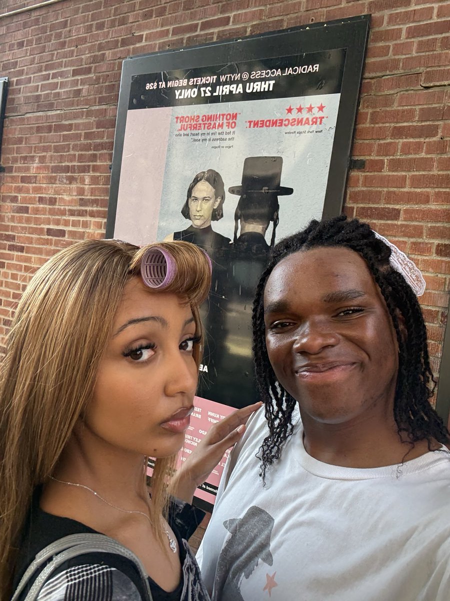 𝙰𝙽𝙰𝙽𝙸𝙰 tweet media