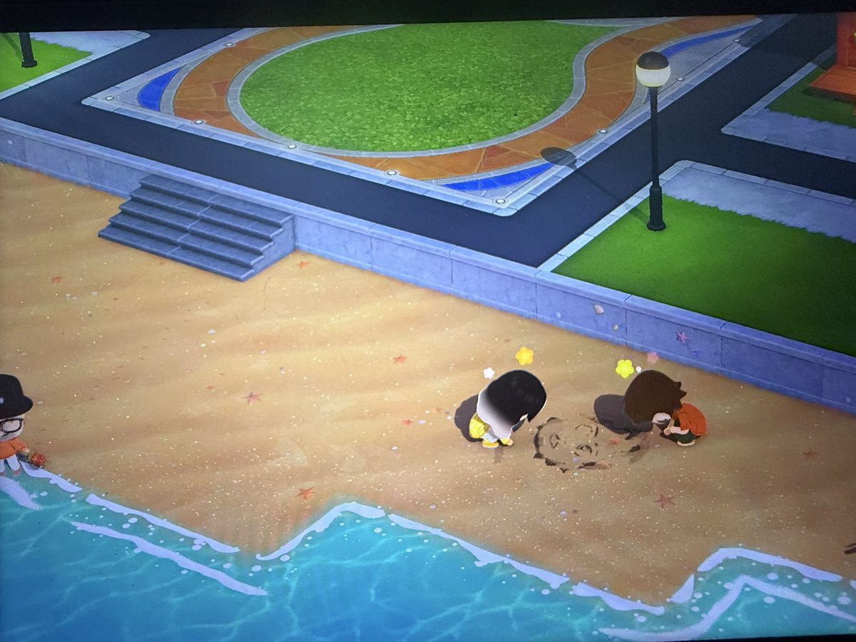 nnovaas's tweet photo. My bf bought my Tomodachi Life and now our miis get to be together 💜 ft. Danny Devito on the left https://t.co/8DeQFLMRlk