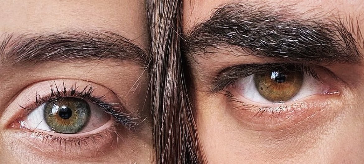 ay_isigii1's tweet photo. 𝘌𝘷𝘦𝘳𝘺𝘵𝘩𝘪𝘯𝘨 𝘪𝘴 𝘩𝘪𝘥𝘥𝘦𝘯 𝘪𝘯 𝘵𝘩𝘦 𝘦𝘺𝘦𝘴 👁️✨
#Arafta #İlsudemircii #EminGünenç #ilEm https://t.co/kUGx2Y2IVF