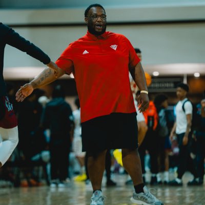 BiqqBoiByars's tweet photo. #NewProfilePic https://t.co/cuAoDGg09v