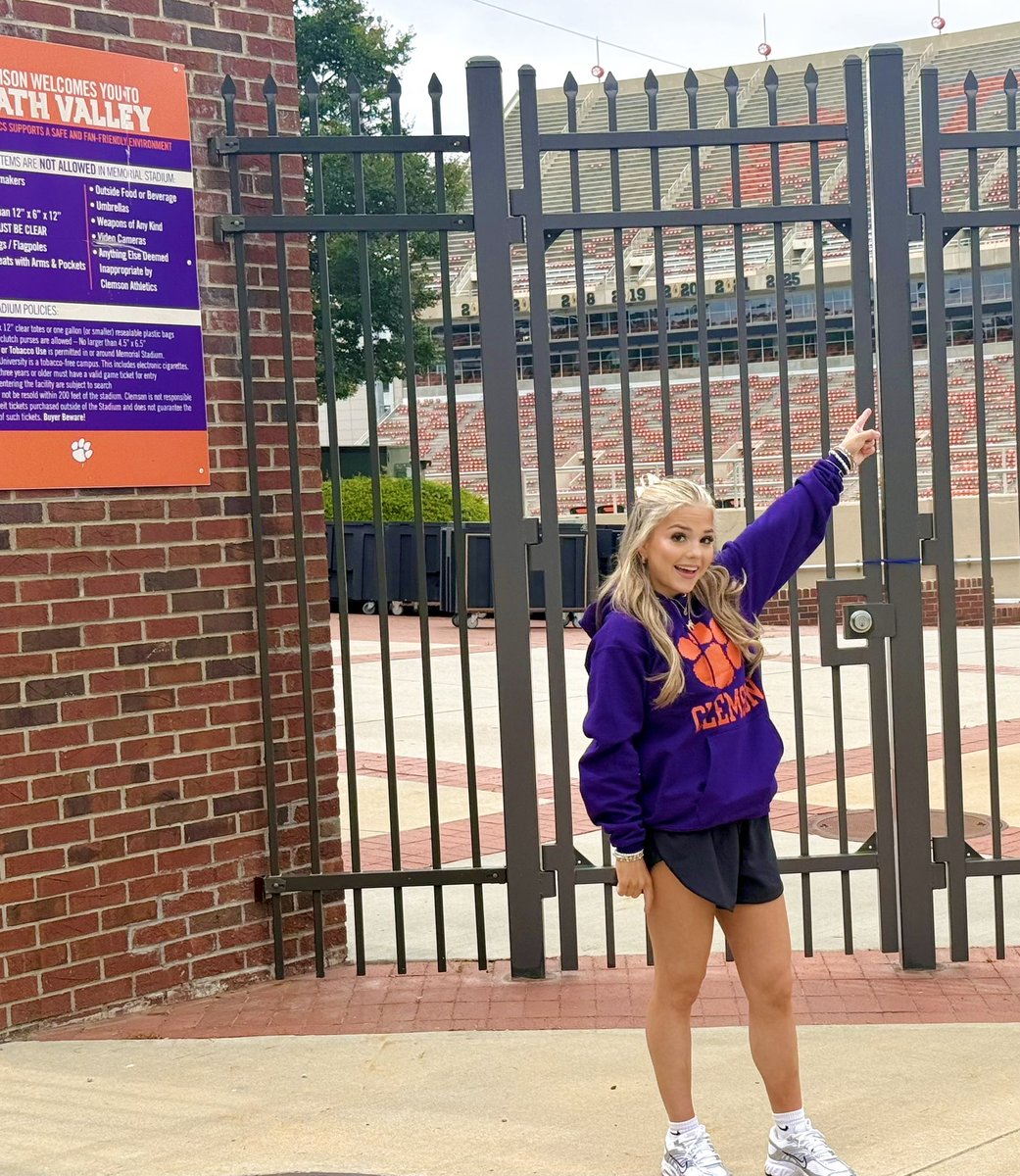 Kayla🩷 tweet media