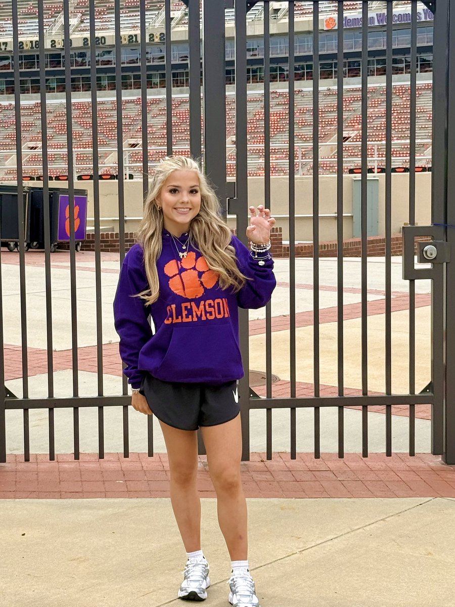 Kayla🩷 tweet media