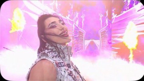 hmod_mami's tweet photo. Mami in #wrestlemania https://t.co/DBMboTuC4R