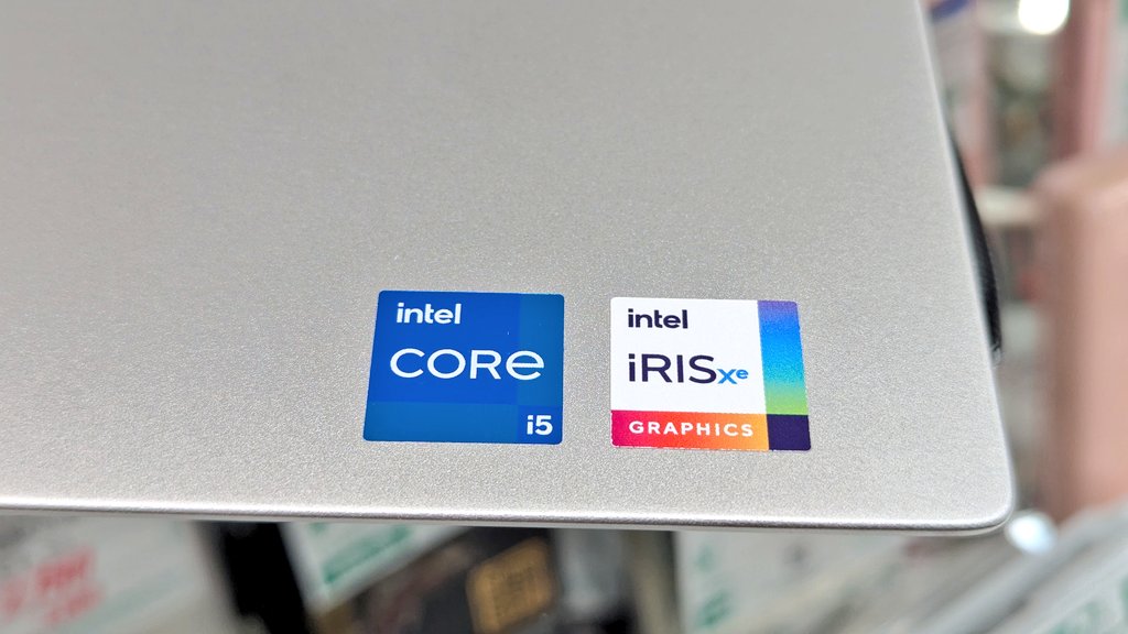 ponnkichike's tweet image. ＃ジャンク ＃ノートPC ＃DELL
11世代 i5のジャンクノートPCが
BIOS起動OKで税込19,800円✨

コレは安いんじゃない⁉️
＃ハードオフファミリー
