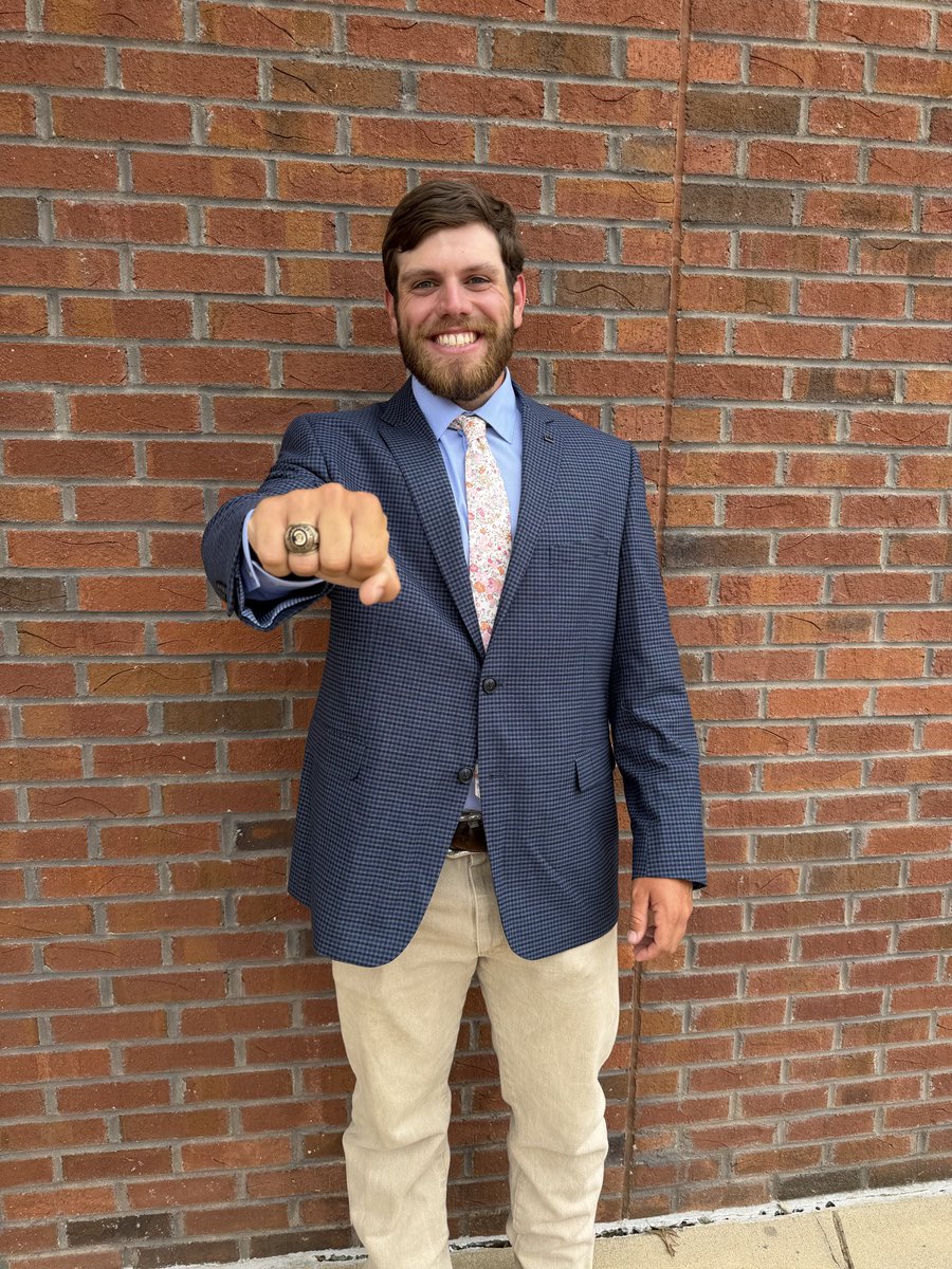 hglister's tweet photo. Clemson Ring Ceremony 💜🧡 https://t.co/FPaoDAcJ5u