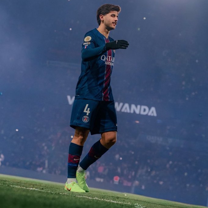 MEGA PSG 🇵🇸 tweet media