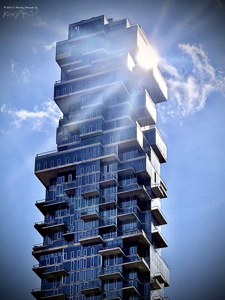 Vision_I_See's tweet image. 56 Leonard ready for it’s closeup
#56leonard #jengatower #architecture #modern #tribeca