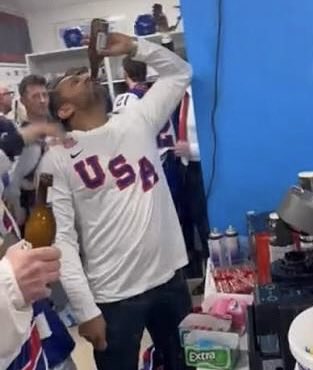 Steve Baker tweet media