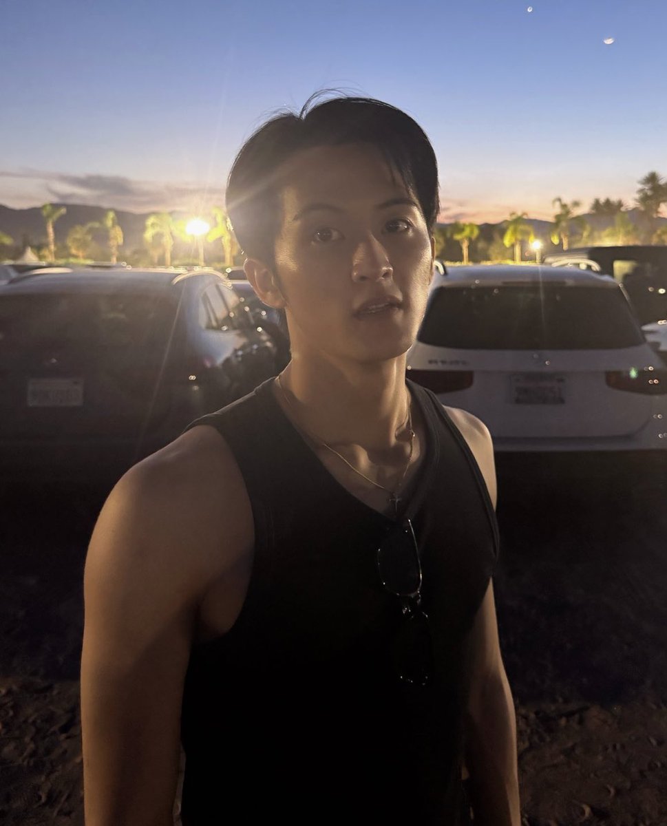 nadine ◡̈ tweet media