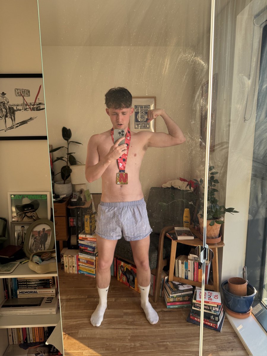 glen🍄 tweet media