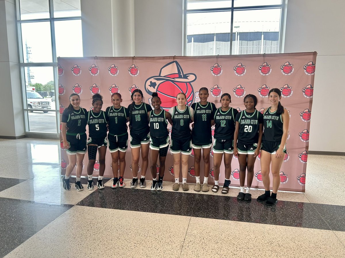 Coach Marshall tweet media