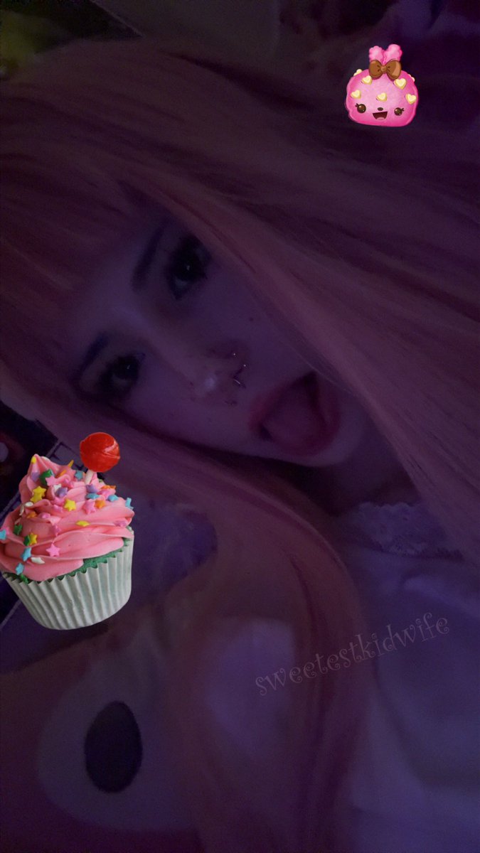 𓏵‧₊˚ ┊mia 🧁 tweet media