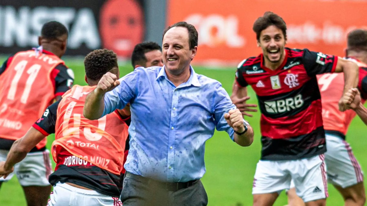 ROGÊNIO CENI

18 JOGOS CONTRA O FLAMENGO

17 DERROTAS 

ÍDOLO SAGRADO.