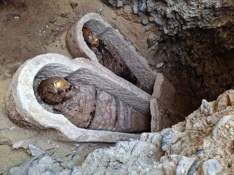 Papyrus Of Greek Epic Iliad Discovered Inside Egyptian Mummy greekcitytimes.com/2026/04/20/pap…