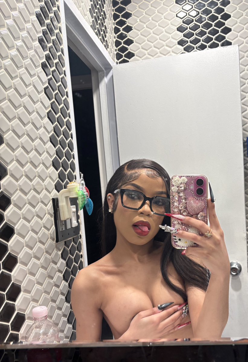 KITTY BADASS🍬🤤 tweet media