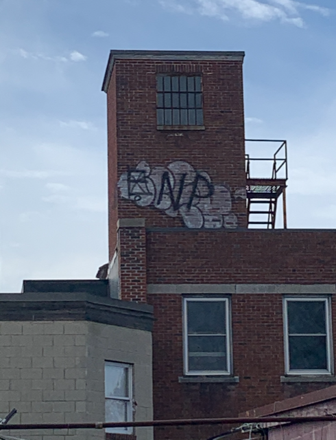 SMWesterly's tweet image. When businesses &amp;amp; homes are affected by graffiti or vandalism, we're available 24/7 to help. Our experienced team removes damaged items and graffiti, board-up windows &amp;amp; doors, and provide a thorough cleaning &amp;amp; sanitizing. 800-934-5869 CT/ RI. #business #home #vandalism