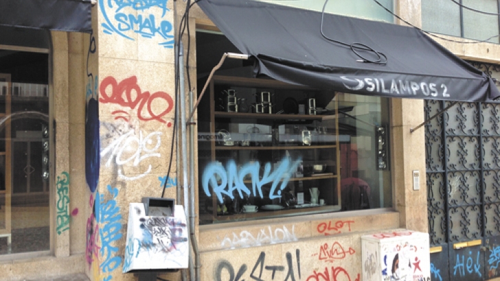 SMWesterly's tweet image. When businesses &amp;amp; homes are affected by graffiti or vandalism, we're available 24/7 to help. Our experienced team removes damaged items and graffiti, board-up windows &amp;amp; doors, and provide a thorough cleaning &amp;amp; sanitizing. 800-934-5869 CT/ RI. #business #home #vandalism