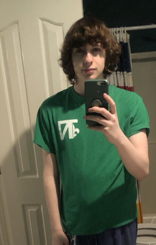 Emi🍉🐑 tweet media