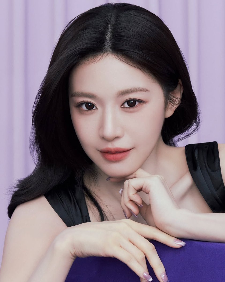 𝐠𝐨 𝐲𝐨𝐮𝐧𝐣𝐮𝐧𝐠 (@thegyj) on Twitter photo 