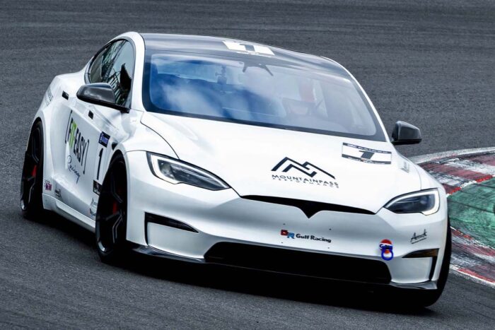 Model3 Life! tweet media