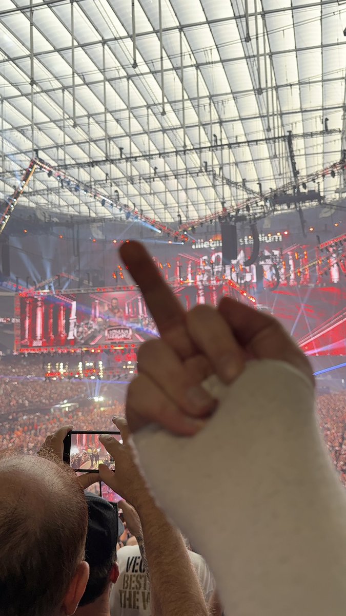 pepsi katehausen 💖🕸️ tweet media