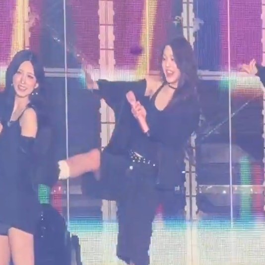 AnYuddaeng01's tweet photo. "your soul mate is a reflection of yourself."

annyeongz: https://t.co/pr2YfR8MNO