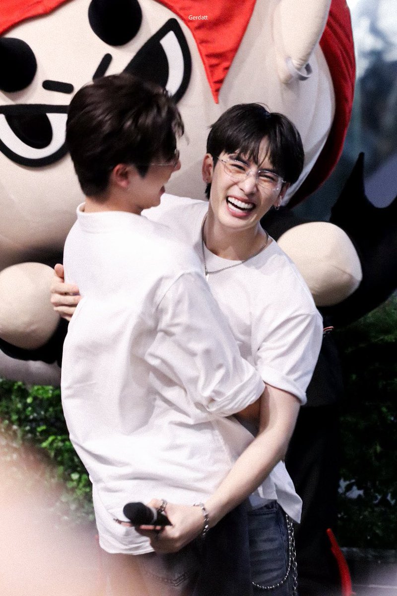 Renz | WAS Concert ; tweet media