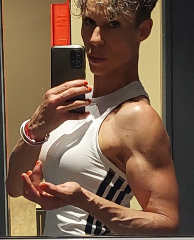 heikerichta's tweet image. Optisch nicht jedermanns Sache.
Gesundheitlich der heilige Gral wenn man nicht auf Stoff ist - ich bin es nicht.
Psychisch das goldene Vlies - das dicke Fell deluxxe.
Das Leben ist hart wir sind härter.
Nur meine persönliche Erfahrung.
Ne starke Woche uns allen 💪💖
#bodybuilding