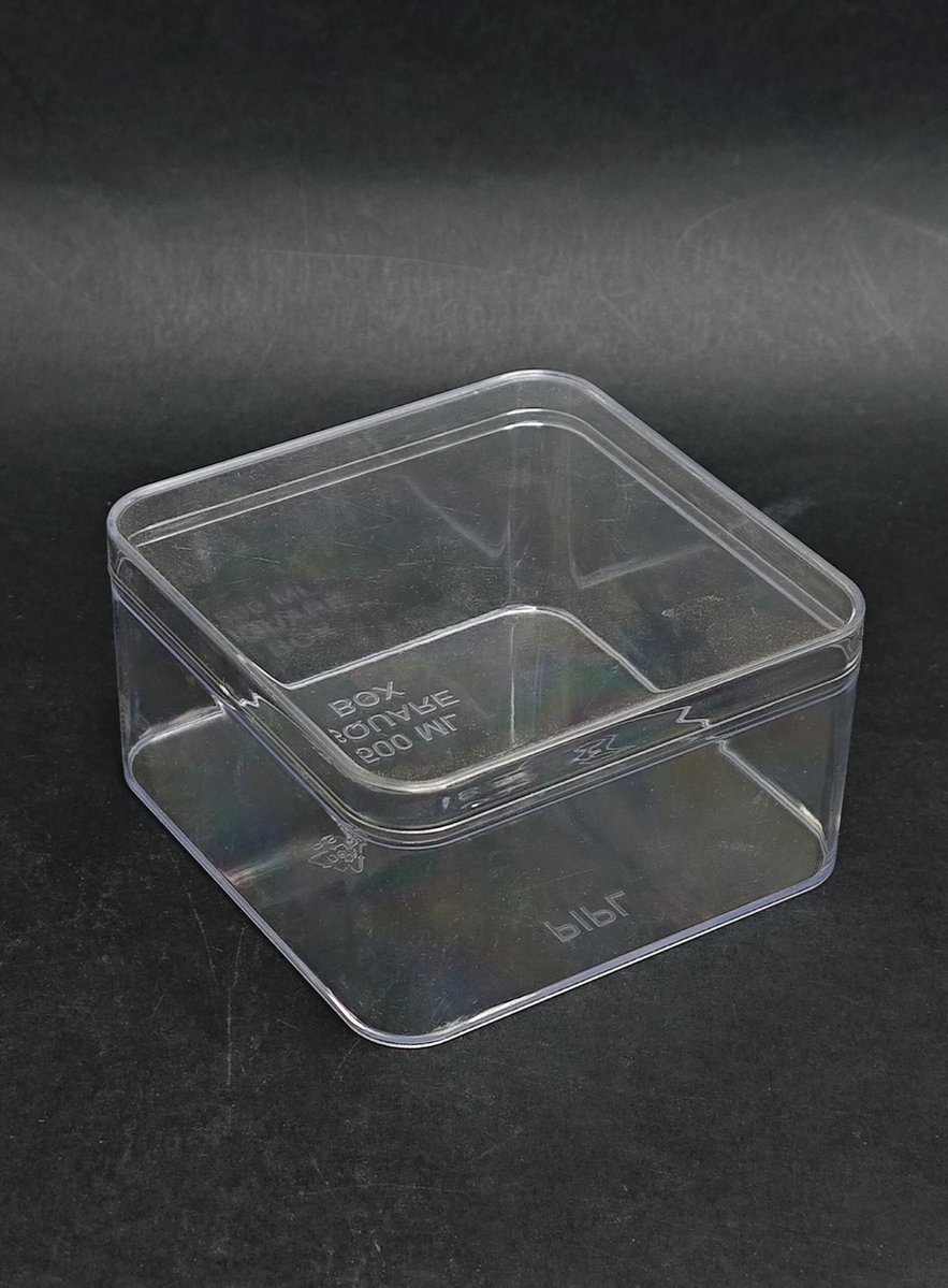 Arifeonline's tweet image. Square and Rectangle 'Dessert Tubs' available at Arife Online.

#dessert #cake #decoration #arifeonline #trending

arifeonline.com/collections/ac…