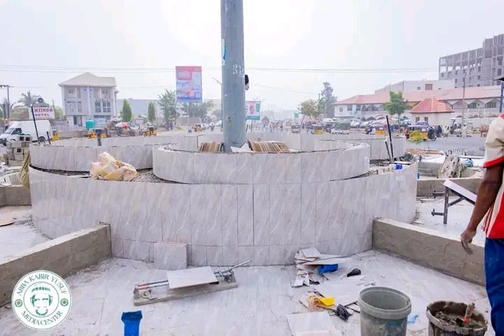 samak1233's tweet photo. Ongoing Remodeling Of Baban-Gwari Roundabout, Airport Road, Kano State 🇳🇬
#TourNigeria #emmanuelcnzenwa #CityGrowth #kano #northernnigeria #InfrastructureDevelopment #kanocity https://t.co/OzzBSfWHMg
