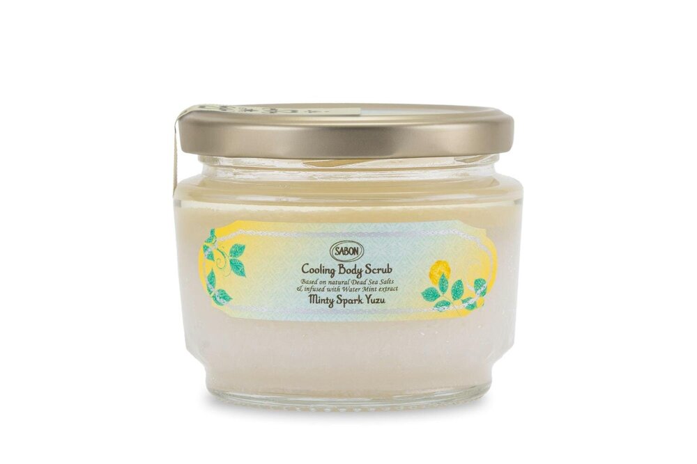 Fashion Press tweet media