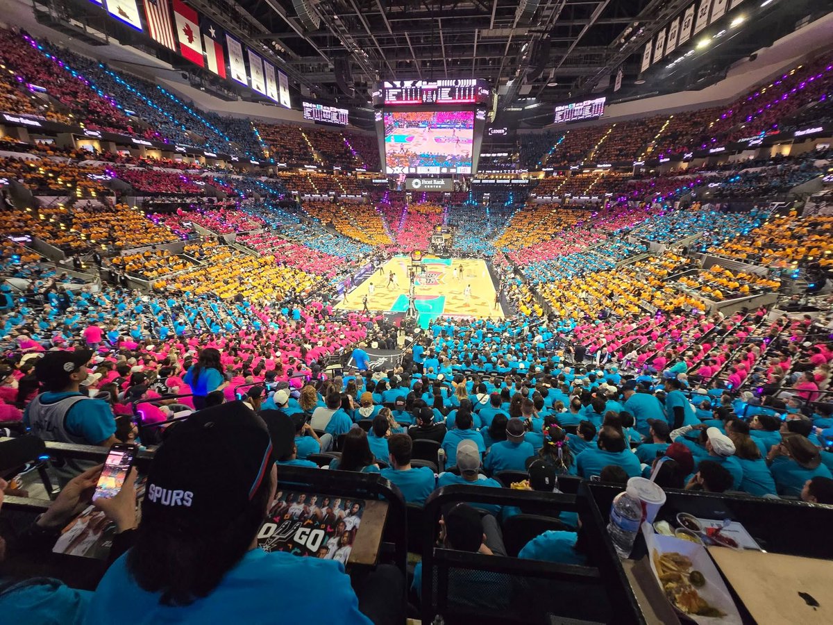 hka23's tweet photo. Fiesta Love!! San Antonio Playoff Round 1 Game 1 https://t.co/Vb0cwzfsan