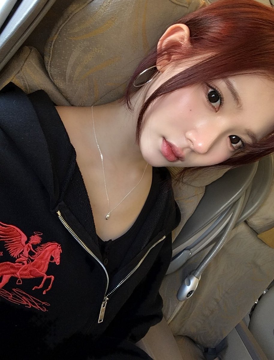 jiwoo pics tweet media